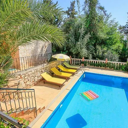 Violet Villa